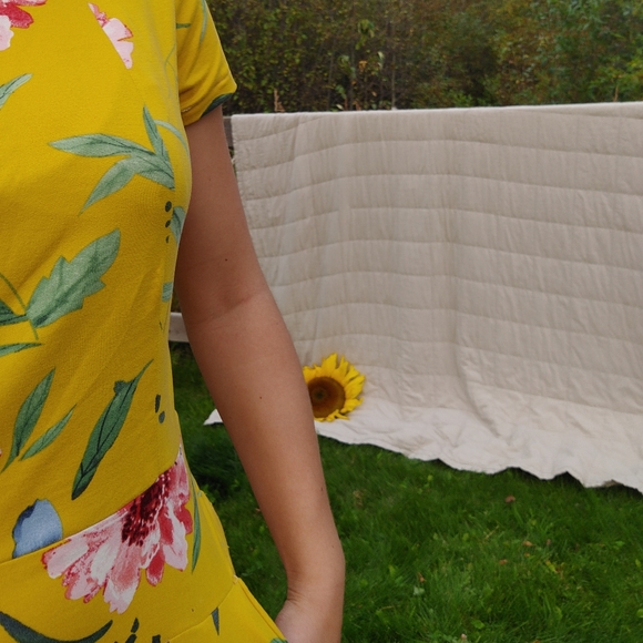 Handmade Midi Dress - Picture 3 of 3